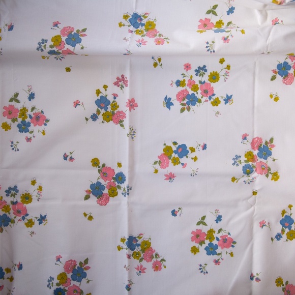 Set of 2 Vintage Kentshire Floral Percale Twin Flat Sheets - Picture 2 of 5